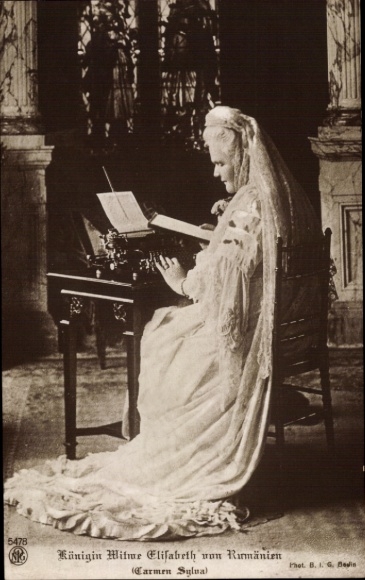 Postcard Queen Dowager Elisabeth of Romania, writer Carmen Sylva