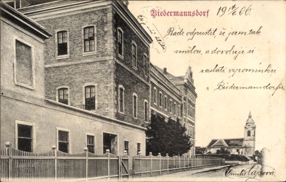 Ak Biedermannsdorf in Niederösterreich, Gebäude