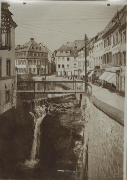 Original Foto Saarburg, Landkreis Trier-Saarburg, Rheinland-Pfalz, Wasserfall, Brücke, um 1900