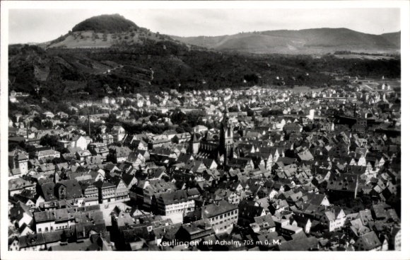 Ak Reutlingen in Württemberg, Panorama von  Achalm, 705 m,  Aufnahme