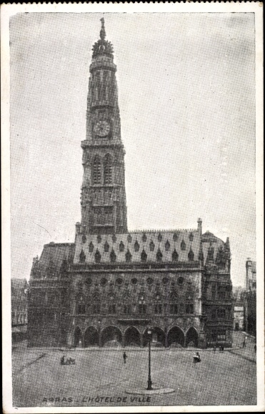 Postcard Arras Pas de Calais, The Town Hall