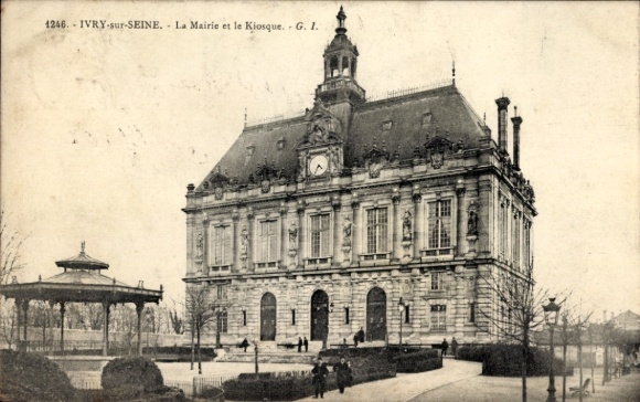Ak Ivry sur Seine Val de Marne, La Mairie, le Kiosque