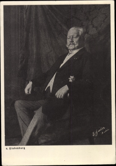 Postcard Field Marshal and Reich President Paul von Hindenburg, portrait