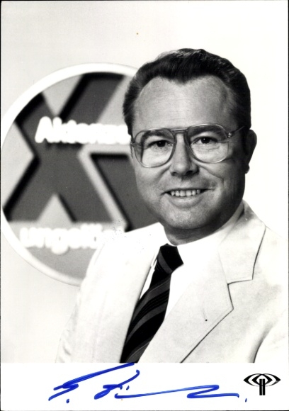Ak Schauspieler, Fernsehmoderator Eduard Zimmermann, Aktenzeichen XY ungelöst, Portrait, Autogramm