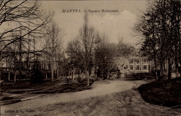 Ak Mantes Yvelines, Square Brieussel