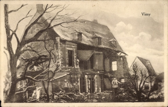 Ak Vimy Pas de Calais, zerstörtes Gebäude, Bäume, Kriegszerstörung, Vimy