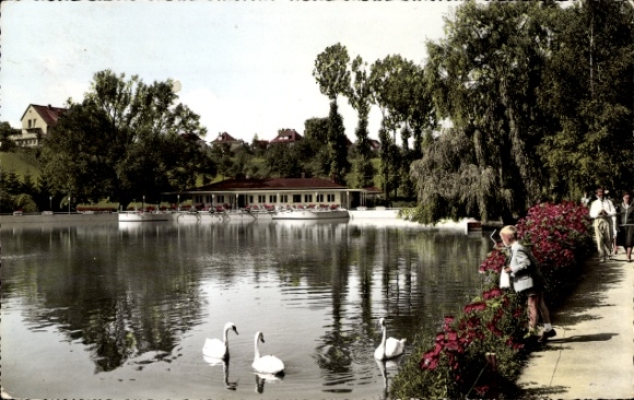 KP Bad Gandersheim am Harz, Solbad Gandersheim am Harz, Osterbergsee z widokiem na taras widokowy nad jeziorem...