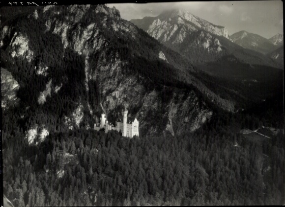 Picture PC Hohenschwangau, Schwangau in the Ostallgäu region, Neuschwanstein Castle. The picture shows Neuschwanstein Castle...