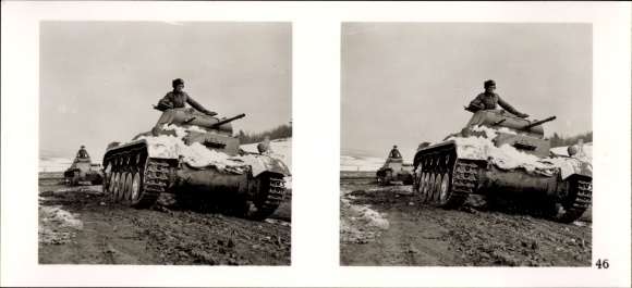 Stereo spatial image photo &quot;The Battle in the West&quot;, No. 46 Panzerkampfwagen on the advance