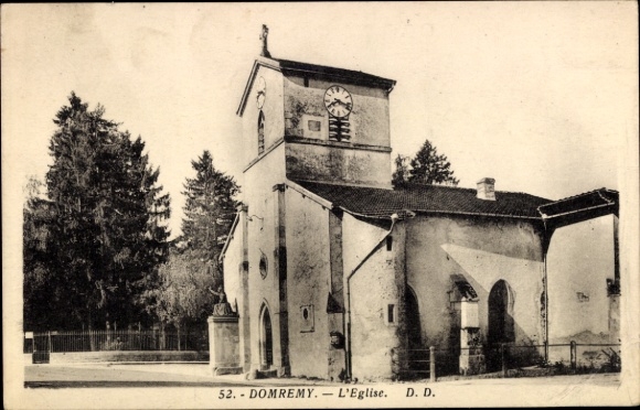 Ak Domrémy la Pucelle Lothringen Vosges, Kirche, Uhrturm, Wälder
