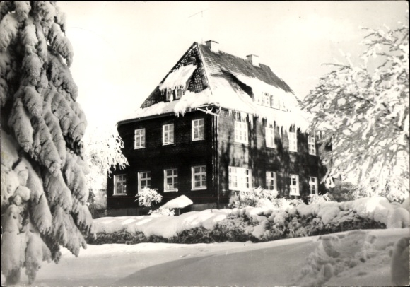 Postcard Schmiedefeld am Rennsteig Suhl Thuringia, FDJ-Recreational Home Fritz Dressel, Winter