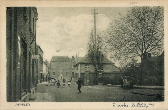 Postcard Repelen Moers, Hoher Weg, street view with children