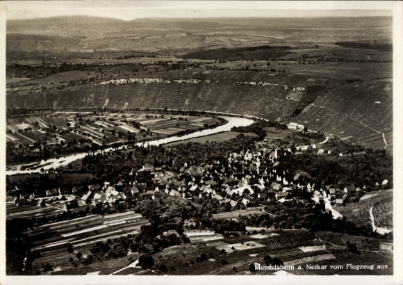 Postcard Mundelsheim am Neckar Württemberg, aerial photograph, Neckar, vineyards, village, architecture