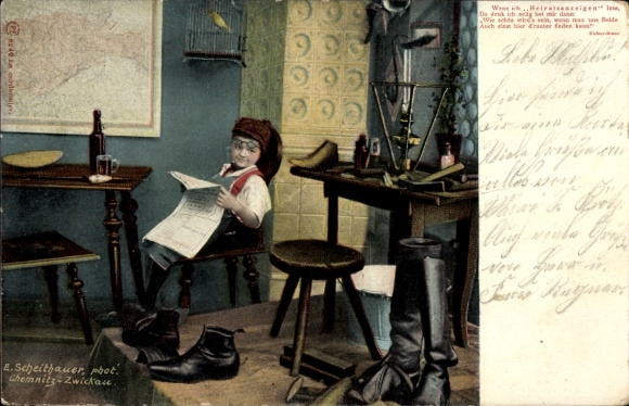 Postcard Shoemaker's apprentice reads marriage announcements, shoemaker's workshop, map on the wall