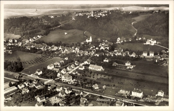 Ak Altenstadt in Hessen, Luftbildaufnahme, Häuser und Landschaft, Flugzeugperspektive