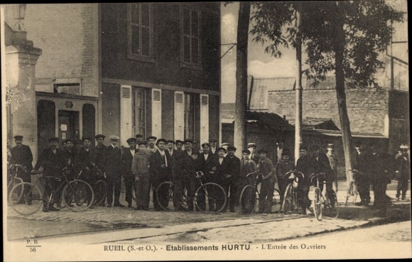 Postcard Rueil Hauts-de-Seine, factory Hurtu, factory workers, bicycles