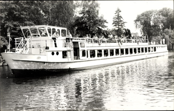 Foto Berlin Köpenick Müggelheim, MS Friedrichshain