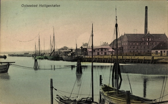 Postcard Ostseebad Heiligenhafen in Holstein, Baltic Sea resort boats in the harbor, buildings