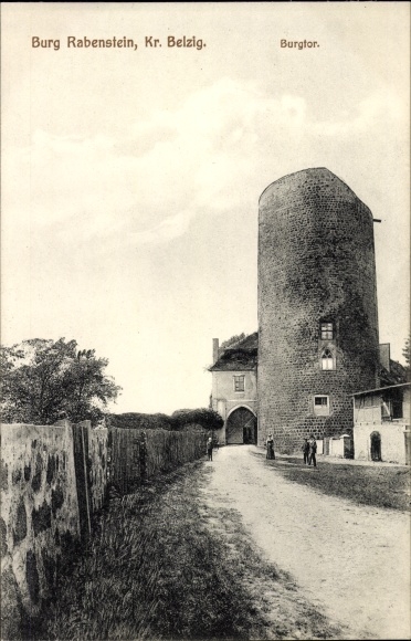 Postcard Raben Rabenstein im Fläming, Rabenstein Castle, castle gate