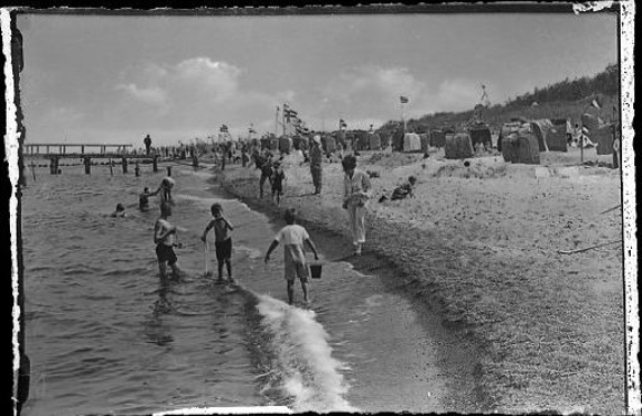 24 Negative Berg-Dievenow in Pommern, Promenade, Strand, Steg, Segelboot