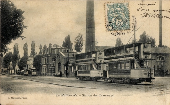 Postcard Neuilly Plaisance Seine Saint Denis, tram at the stop