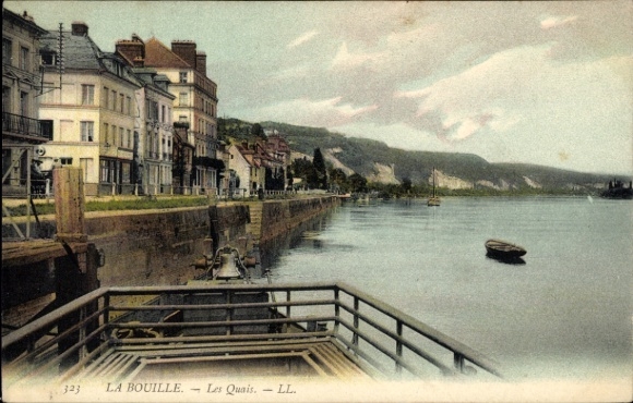 Postcard La Bouille Seine Maritime, city view riverbank, boats, residential buildings