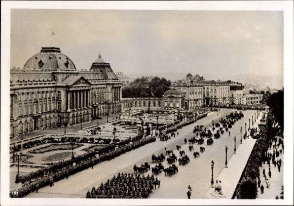 foto Brussel Brussel, Wehrmachtparade, juli 1940, II WO