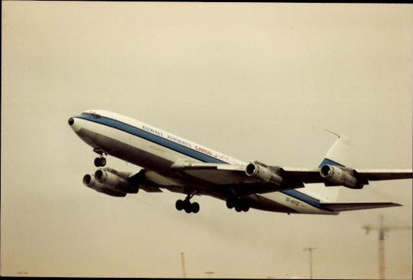 Set von 71 Fotos Flugzeuge und  Hubschrauber