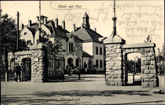 Postcard Königsbrück in Upper Lusatia, guard and post office, military training area