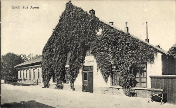 Postcard Apen in Oldenburg Ammerland, Gasthof zur Traube