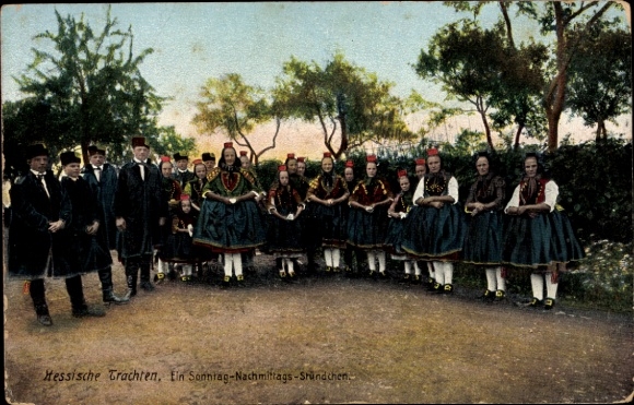 Ak Hessische Tracht, Ein Sonntagnachmittags Stündchen