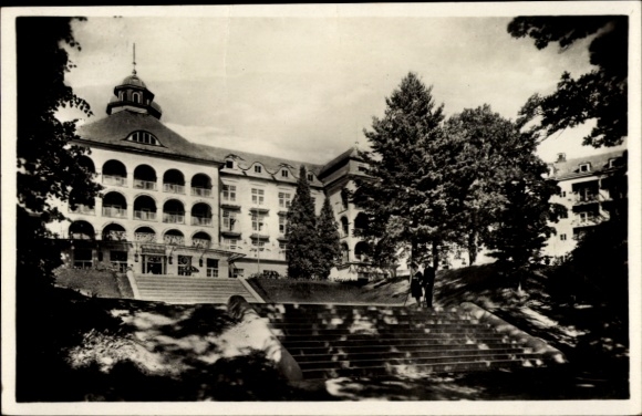 KP Gräfenberg w Górnej Frankonii, budynek architektoniczny, drzewa, schody, czarno-biały obraz, lata 30. XX wieku