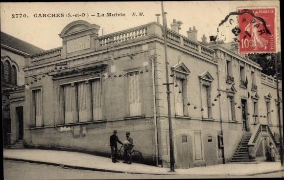 Postcard Garches Hauts de Seine, The Town Hall