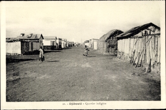 Ak Djibouti Dschibuti, Weg im indigenen Viertel, Hütten, sandiger Boden