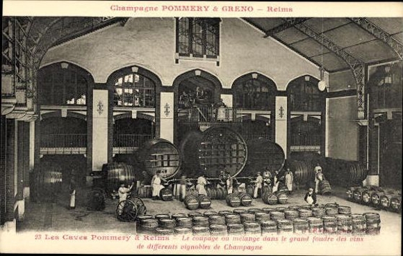 Set with 40 PCs Reims, Caves Pommery, envelope