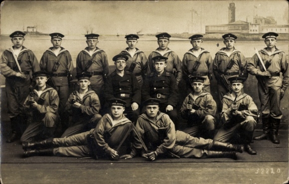 Photo Postcard German marines in uniforms, Imperial era