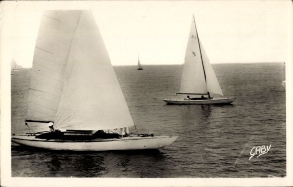 Postcard Ouistreham Calvados, Les Régates