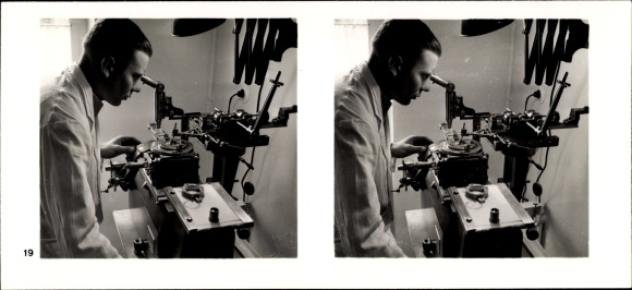 Stereo spatial image photo &quot;The NS model companies&quot; III 19, no. 329, optician and mechanic Max Schulze