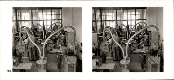 Stereo image photo &quot;The NS model companies 1937-38&quot;, No. 205, Helios knitting machine accessories