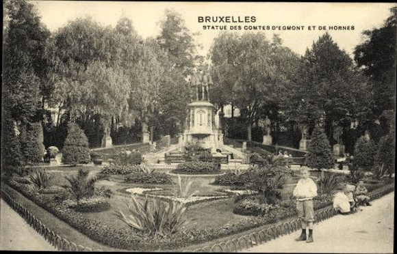 Original photo Berlin Kreuzberg, Viktoriapark, scrap yard, around 1945/46, approx. 13 x 18 cm
