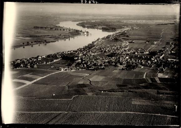 Photo Nierstein am Rhein, aerial photograph
