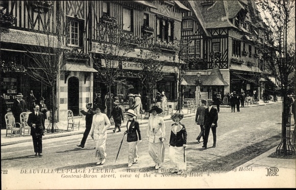 Postcard Deauville Calvados, Rue Gonteul Biron, Normandy Hotel