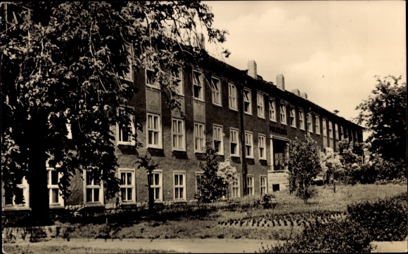 Ak Meuselwitz Colditz in Saksen, polikliniek