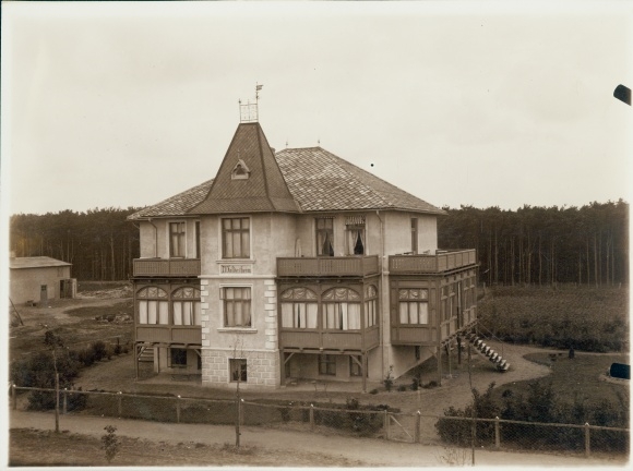 Photo Brunshaupten Kühlungsborn in the district of Rostock, view of a villa