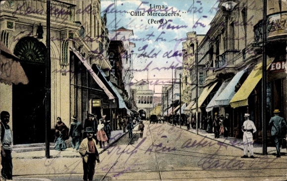 Ak Lima Peru, Calle Mercaderes, stadsgezicht, kleurrijke gebouwen, voetgangers, rijtuigen