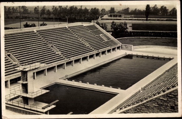 PC Berlin Charlottenburg Westend, Reichssportfeld, view of the German arena on the swimming stadium