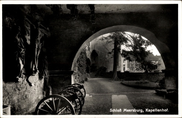 Postcard Meersburg on Lake Constance, Castle, Kapellenhof