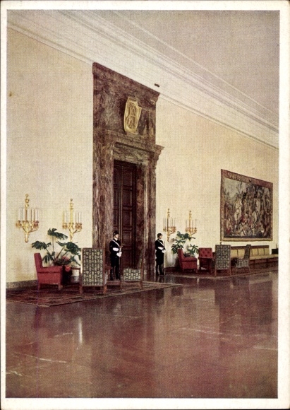 Postcard Berlin, New Reich Chancellery, Marble Gallery, Führer's study, architect Albert Speer