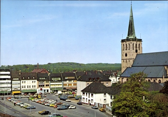PC Viersen in North Rhine-Westphalia, Old Market Square, church with high tower, street view, trees, ...