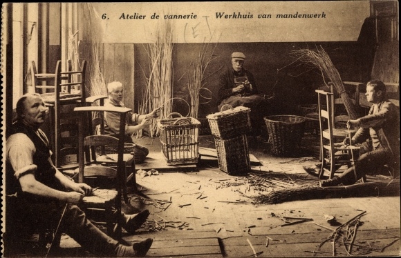 Postcard Antwerpen Anvers Flandern, Basketry workshop, Society for the Protection of the Blind